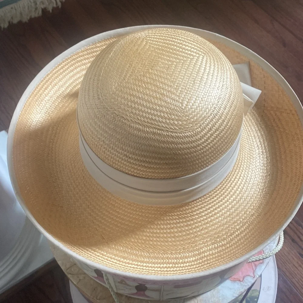 Vintage Shabby Chic Lord & Taylor Straw Sun Hat